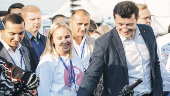 Учить и лечить