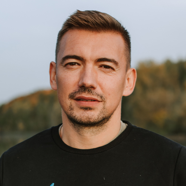 Мал, да удал