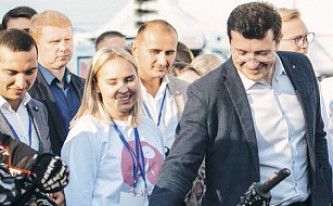 Учить и лечить
