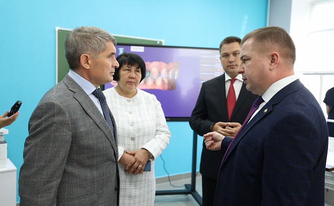 Глава Чувашии открыл первый в республике образовательный медицинский кластер